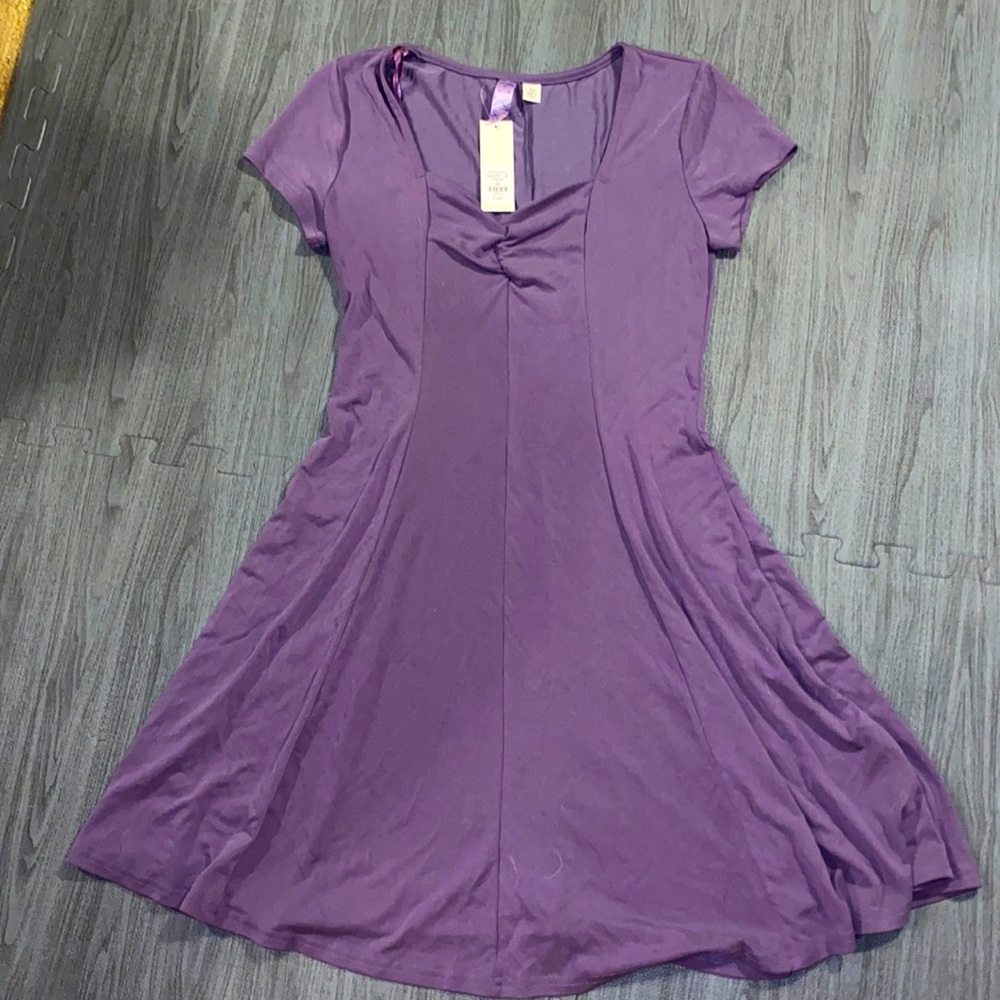 Francesca’s short sleeve bell dress
